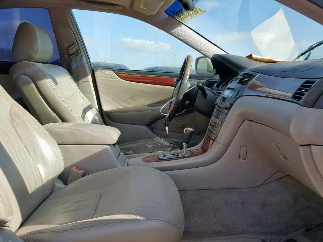 JTHBF30G720022438 - 2002 LEXUS ES 300 SILVER photo 5