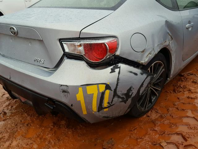 JF1ZNAA16D2729481 - 2013 TOYOTA SCION FR-S SILVER photo 9