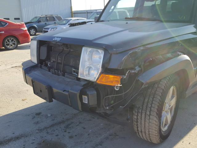 1J8HG48K28C101670 - 2008 JEEP COMMANDER BLUE photo 9