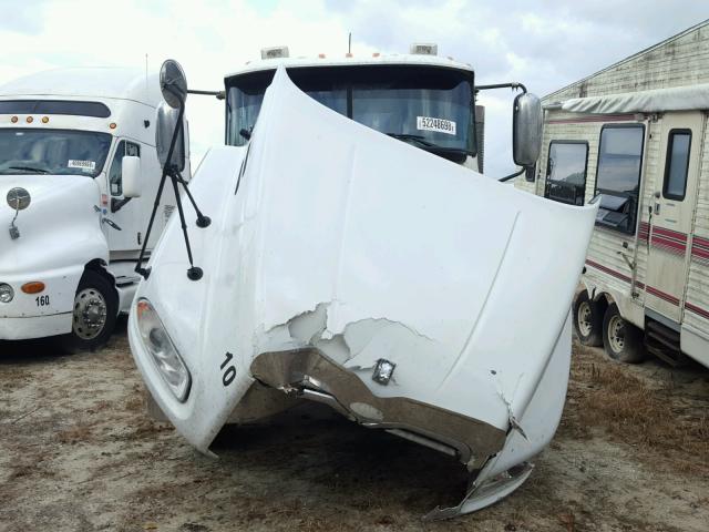 1M1AK06YX5N006068 - 2005 MACK 600 CXN600 WHITE photo 9