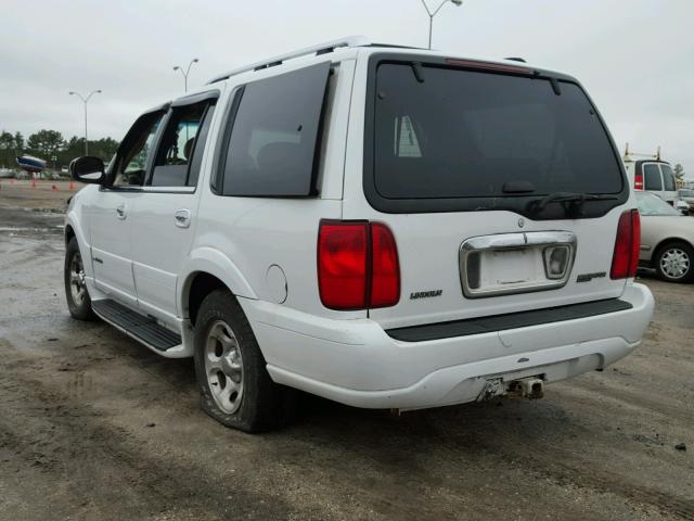 5LMFU28A1YLJ42836 - 2000 LINCOLN NAVIGATOR თეთრი ფოტო 3