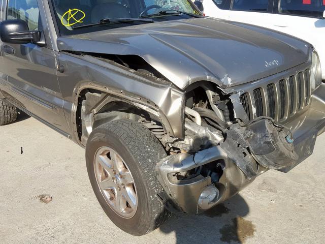 1J4GL58K44W102732 - 2004 JEEP LIBERTY LI GOLD photo 9