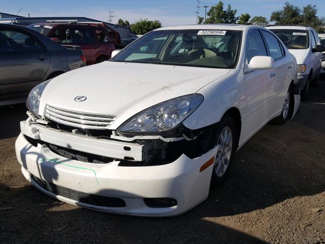 JTHBF30G225032653 - 2002 LEXUS ES 300 WHITE photo 2