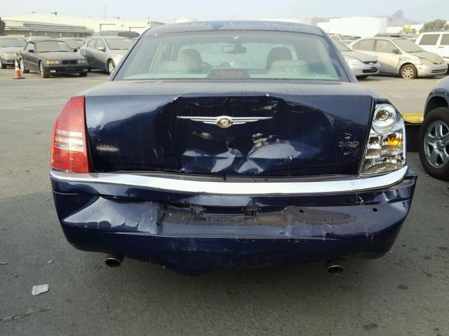 2C3LA63H26H106005 - 2006 CHRYSLER 300C BLUE photo 9