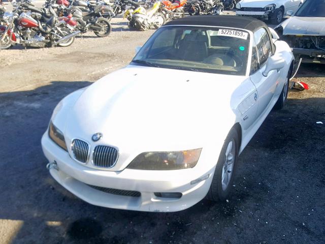 WBACN33481LK48153 - 2001 BMW Z3 2.5 WHITE photo 2