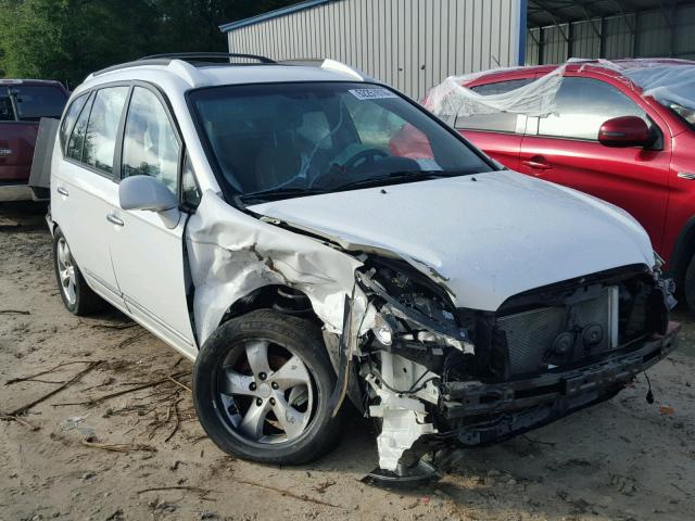 KNAFG526777121692 - 2007 KIA RONDO LX WHITE photo 1