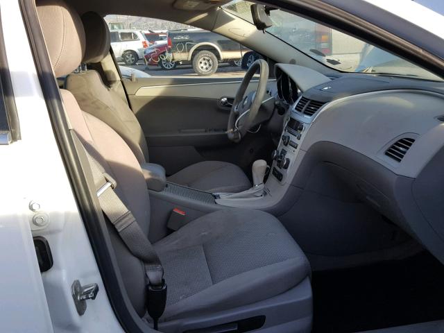 1G1ZA5EU5CF147941 - 2012 CHEVROLET MALIBU LS 白色 照片 5