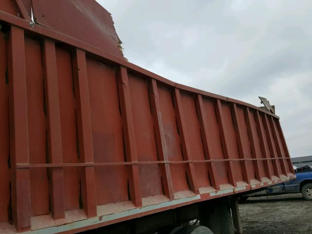 M10018A316R032592 - 1992 DUMP TRAILER RED photo 9