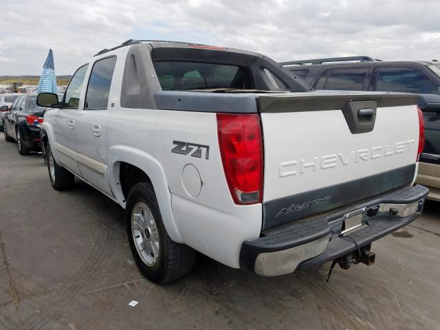 3GNEK12Z26G112425 - 2006 CHEVROLET AVALANCHE WHITE photo 3