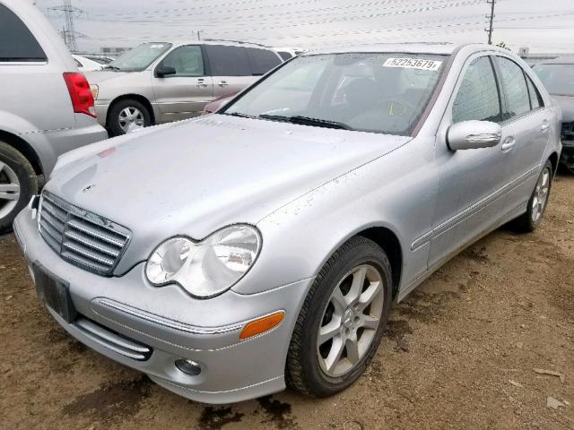 WDBRF92H47F934827 - 2007 MERCEDES-BENZ C 280 4MAT SILVER photo 2