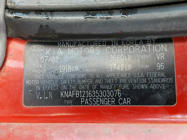 KNAFB121635303076 - 2003 KIA SPECTRA BA RED photo 10