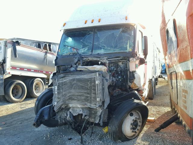 3AKJGLD5XFSGL7444 - 2015 FREIGHTLINER CASCADIA 1 WHITE photo 2