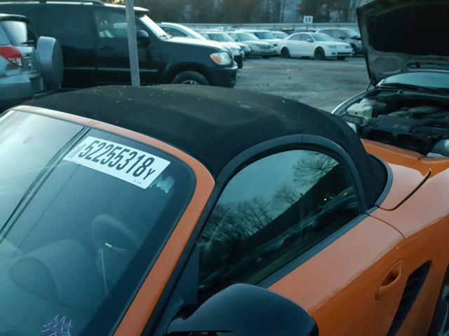 WP0CA29878U710192 - 2008 PORSCHE BOXSTER ORANGE photo 9