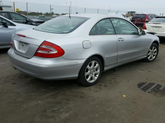 WDBTJ65J43F026101 - 2003 MERCEDES-BENZ CLK 320C GRAY photo 4