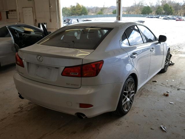 JTHBK262962009296 - 2006 LEXUS IS 250 WHITE photo 4