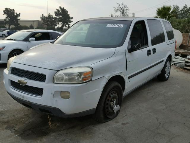 1GNDV231X7D106890 - 2007 CHEVROLET UPLANDER L WHITE photo 2