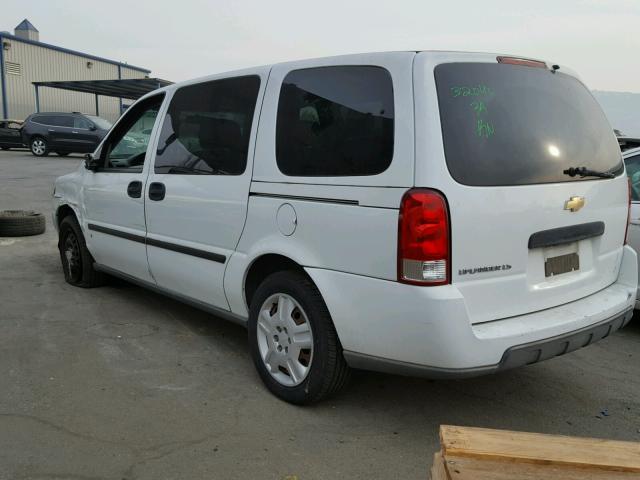 1GNDV231X7D106890 - 2007 CHEVROLET UPLANDER L WHITE photo 3