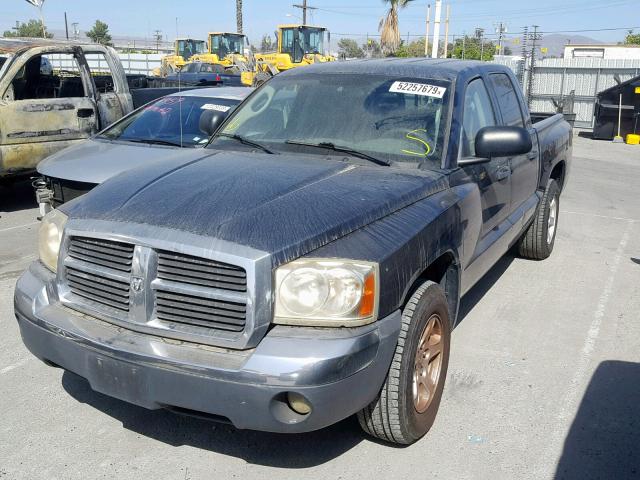 1D7HE48N55S160498 - 2005 DODGE DAKOTA QUA BLUE photo 2