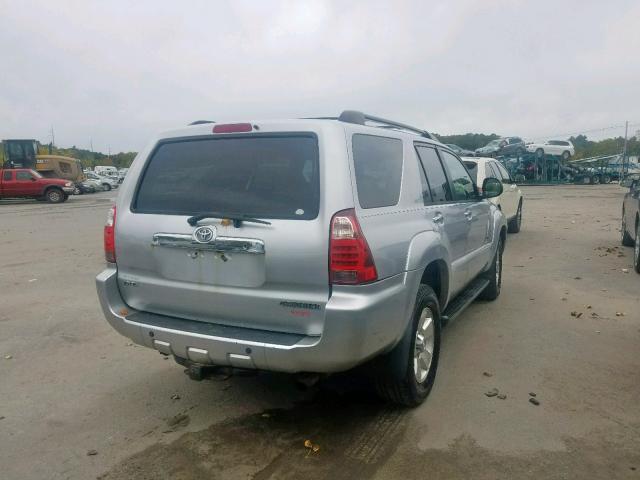 JTEZU14R768041449 - 2006 TOYOTA 4RUNNER SR SILVER photo 4