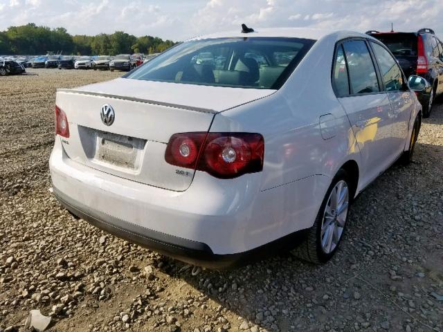 3VWRA7AJ3AM041898 - 2010 VOLKSWAGEN JETTA WOLF WHITE photo 4