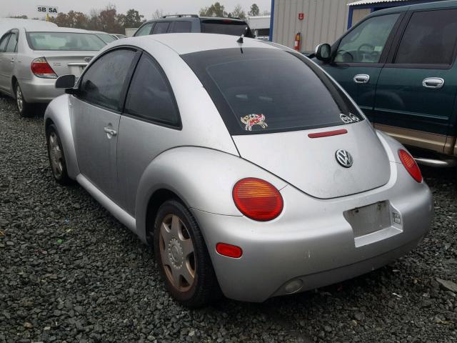 3VWCC21C3XM426584 - 1999 VOLKSWAGEN NEW BEETLE 白色 照片 3