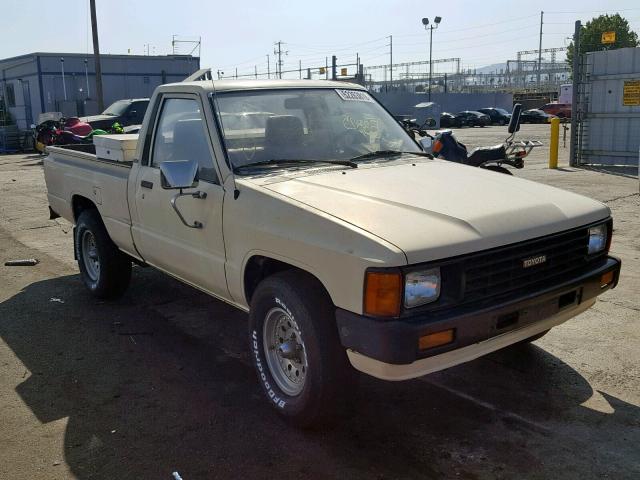 JT4RN50R0F0067842 - 1985 TOYOTA PICKUP 1/2 CREAM photo 1