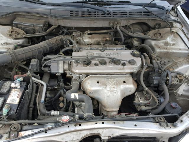 1HGCF86611A079553 - 2001 HONDA ACCORD VAL SILVER photo 7