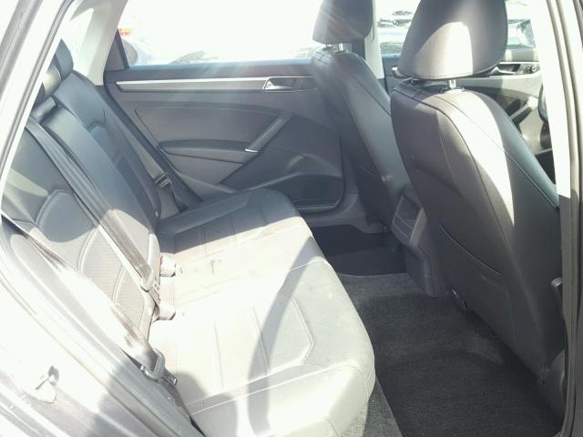 1VWDT7A32HC077292 - 2017 VOLKSWAGEN PASSAT R-L GRAY photo 6
