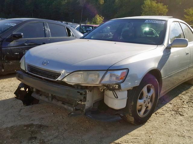 JT8BF28G2X5060376 - 1999 LEXUS ES 300 GRAY photo 9