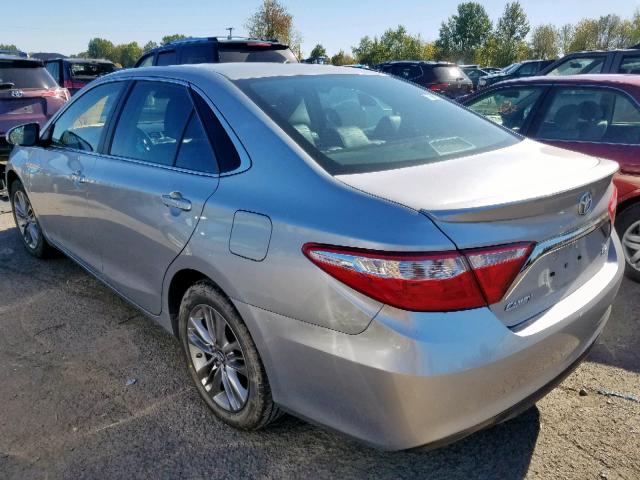 4T1BF1FK5HU749060 - 2017 TOYOTA CAMRY LE SILVER photo 3