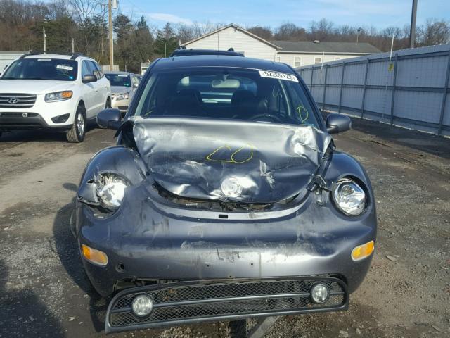 3VWDD21C13M440950 - 2003 VOLKSWAGEN NEW BEETLE GRAY photo 9