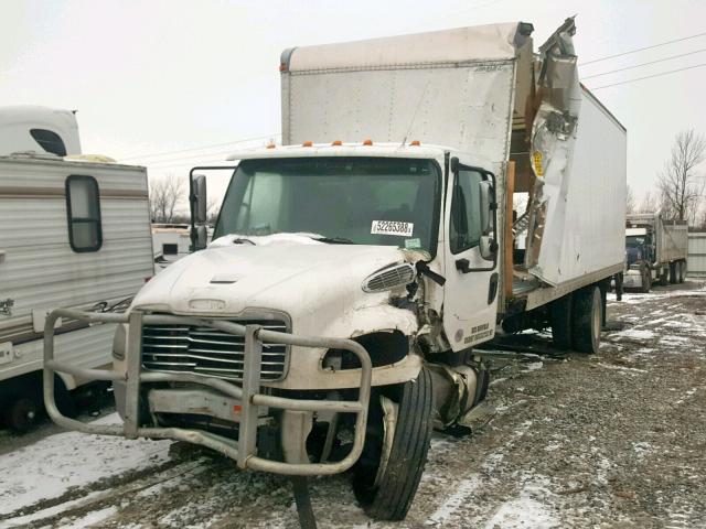 1FVACXDT7GHHJ3277 - 2016 FREIGHTLINER M2 106 MED WHITE photo 2