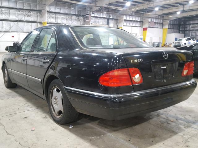 WDBJF72F6VA495236 - 1997 MERCEDES-BENZ E 420 BLACK photo 3