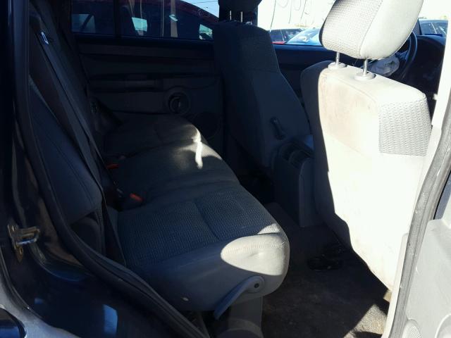 1J8HH48K66C355019 - 2006 JEEP COMMANDER CHARCOAL photo 6