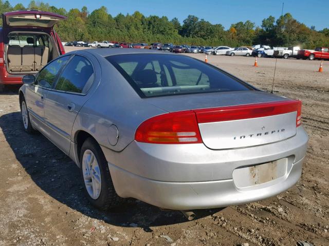 2B3HD46RXYH334825 - 2000 DODGE INTREPID SILVER photo 3