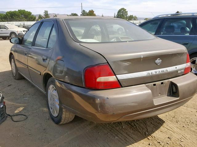 1N4DL01D6YC163567 - 2000 NISSAN ALTIMA XE BROWN photo 3