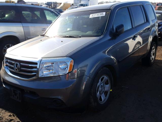 5FNYF4H29CB063098 - 2012 HONDA PILOT LX GRAY photo 2