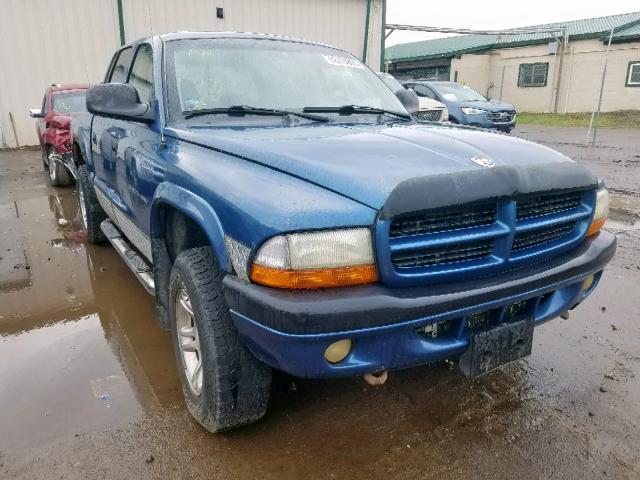 1B7HG38N72S562887 - 2002 DODGE DAKOTA QUA BLUE photo 1