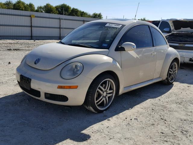 3VWRR31C86M406327 - 2006 VOLKSWAGEN NEW BEETLE BEIGE photo 2