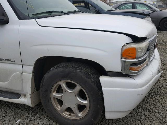 1GKEK63U45J220717 - 2005 GMC YUKON DENA WHITE photo 10