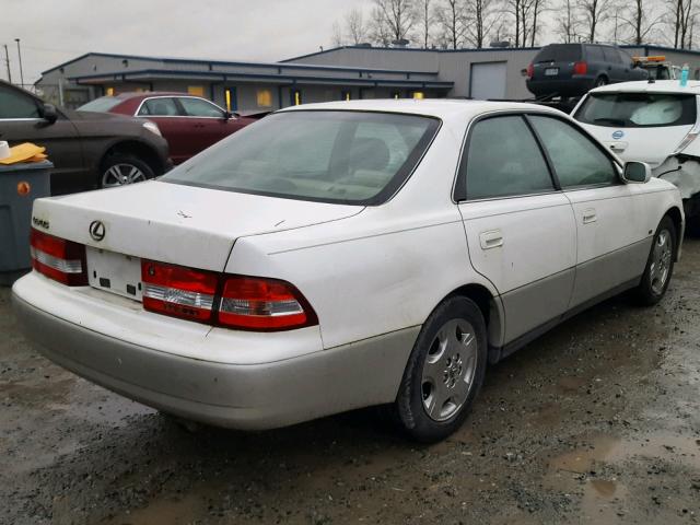 JT8BF28G710317178 - 2001 LEXUS ES 300 WHITE photo 4