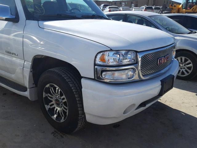 1GKEK63U24J237272 - 2004 GMC YUKON DENA WHITE photo 9