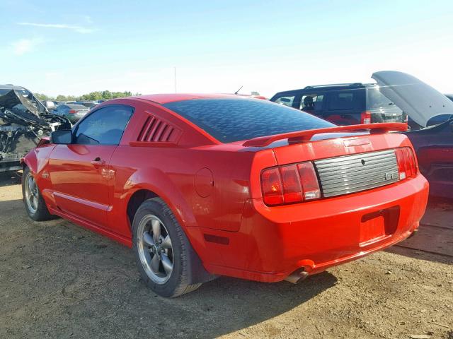 1ZVHT82H265263790 - 2006 FORD MUSTANG GT RED photo 3
