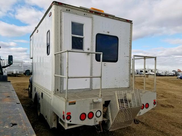 1FDAF57P17EA36775 - 2007 FORD F550 SUPER WHITE photo 3