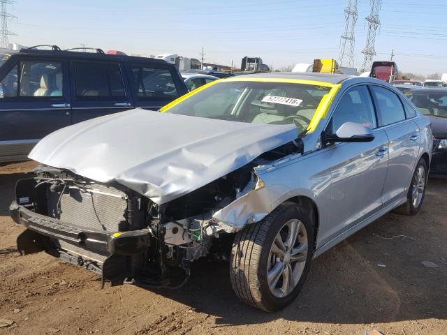 5NPE34AF9JH600446 - 2018 HYUNDAI SONATA SPO SILVER photo 2