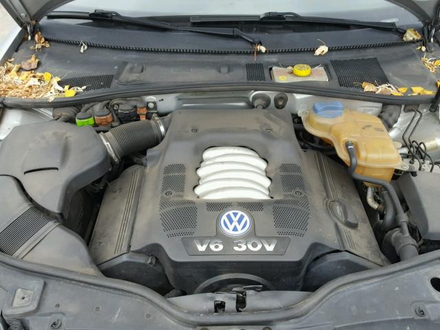 WVWTH63B02P177986 - 2002 VOLKSWAGEN PASSAT GLX SILVER photo 7