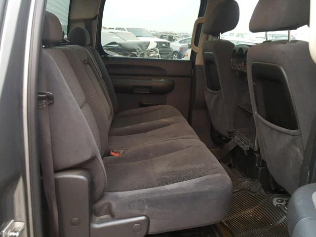 2GCEC13C471507443 - 2007 CHEVROLET SILVERADO GRAY photo 6