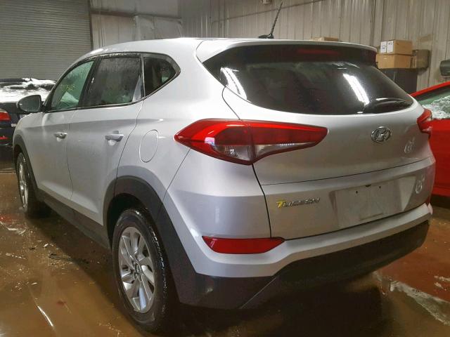 KM8J23A46HU297678 - 2017 HYUNDAI TUCSON SE SILVER photo 3