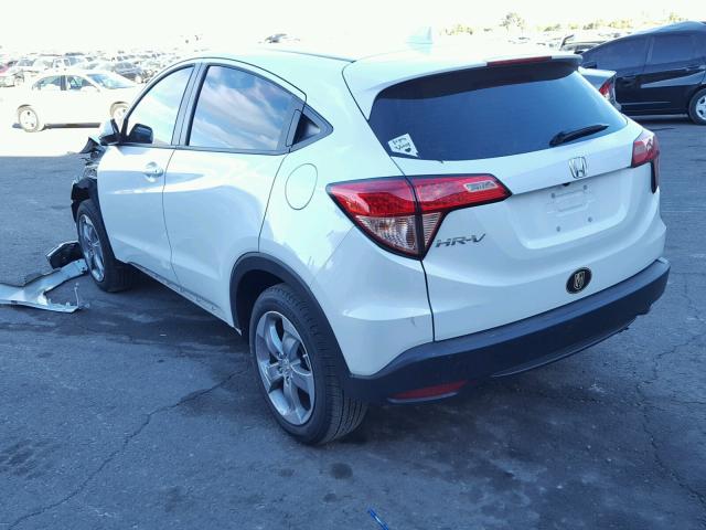 3CZRU5H31JM704983 - 2018 HONDA HR-V LX WHITE photo 3