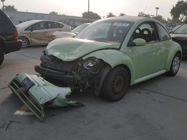 3VWBK21C12M441074 - 2002 VOLKSWAGEN NEW BEETLE GREEN photo 2